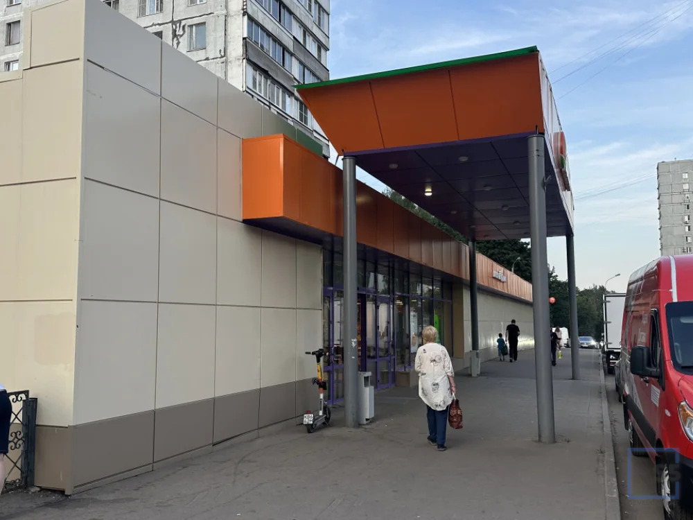 Продажа торгового помещения, м. Улица академика Янгеля, ул. ... - Фото 6