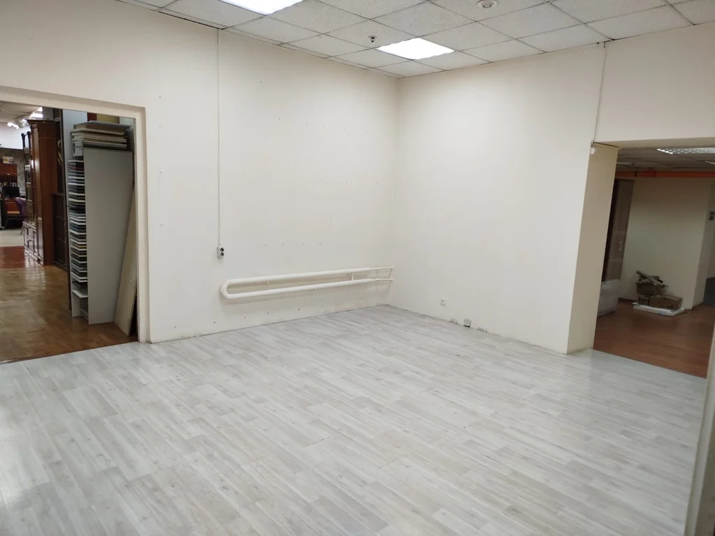 Площадь свободного назначения 28.2 м2 в аренду - Фото 1