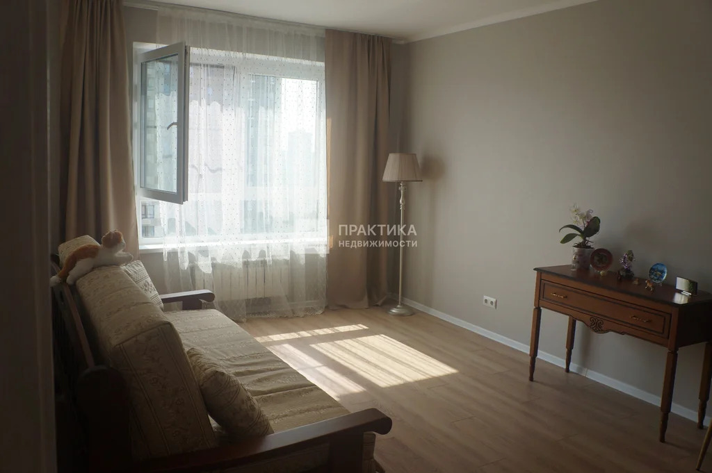 Продажа квартиры, ул. Михайлова - Фото 3