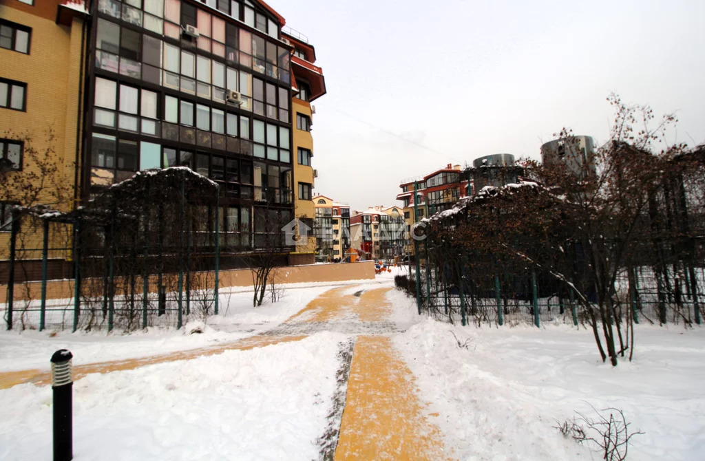 Одинцовский городской округ, село Ромашково, Никольская улица, д.2к1, . - Фото 0