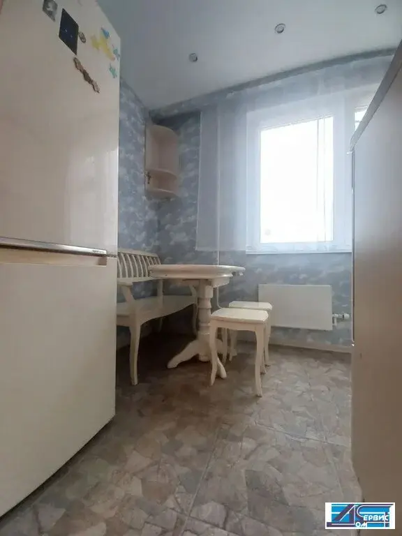 продается 1-а комнатная квартира - Фото 0