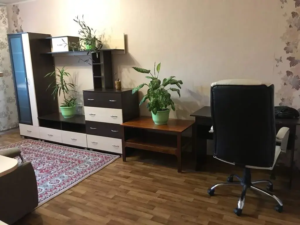 Квартиры курчатова 55 волгодонск. Космонавтов 24 курчатов. Квартира на курчатова. Снять квартиру в курчатове. Снять квартиру курчатова 2.