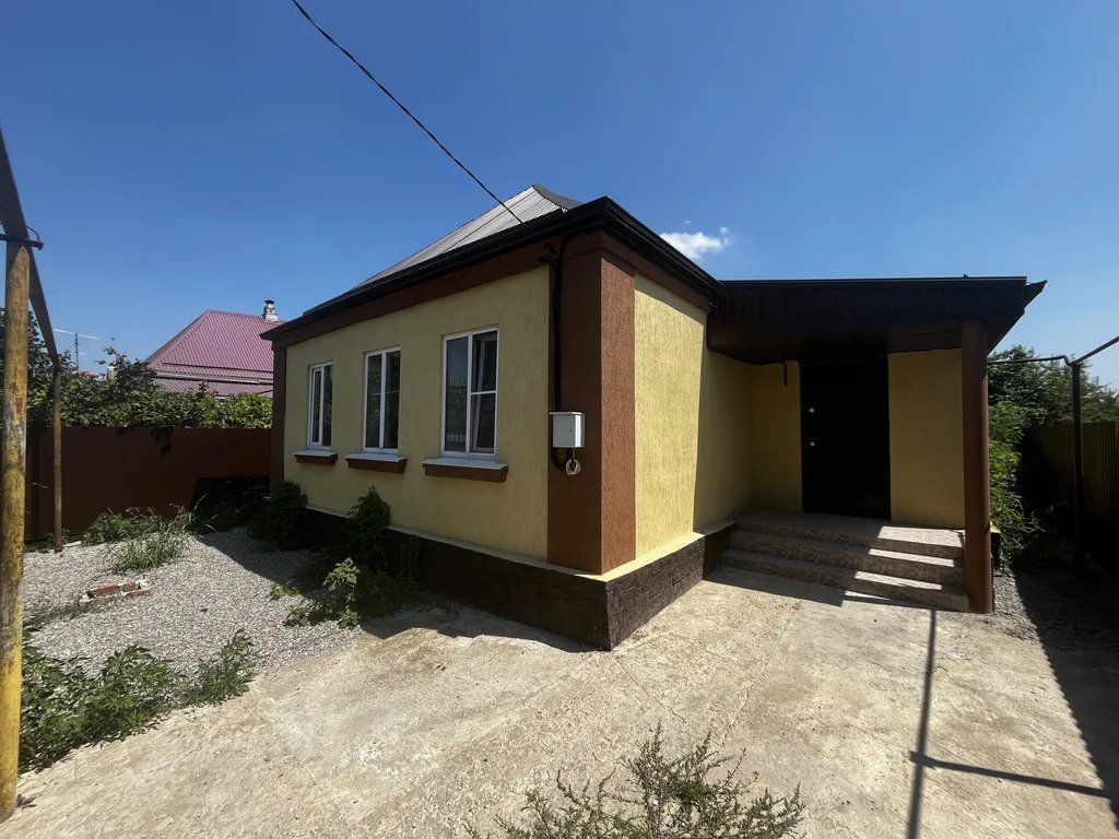Продажа дома, Новодмитриевская, Северский район, ул. Октябрьская - Фото 0