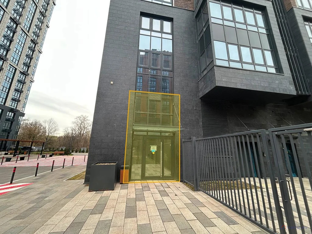 Продажа торгового помещения, ул. Клинская - Фото 2