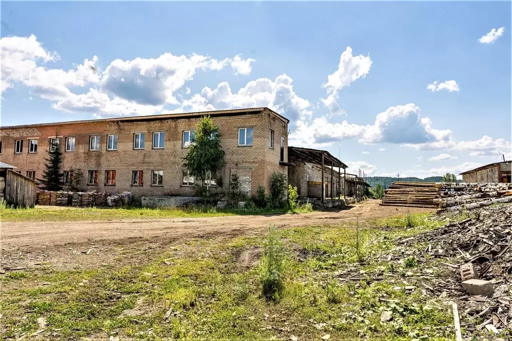 Продаётся земельный участок промышленного назначения в г. Нязепетровск - Фото 1
