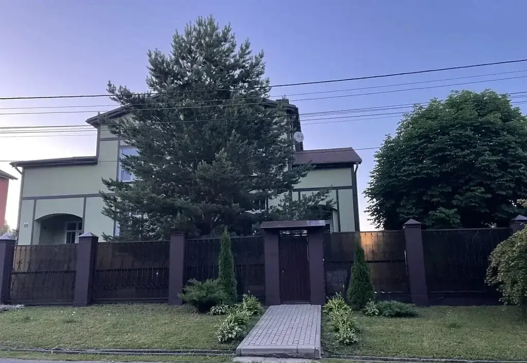 Просторный дом с ремонтом и центральными коммуникациями - Фото 1