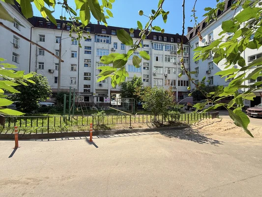 Продам трехкомнатную (3-комн.) квартиру, Коминтерна ул, 127, Нижний... - Фото 12