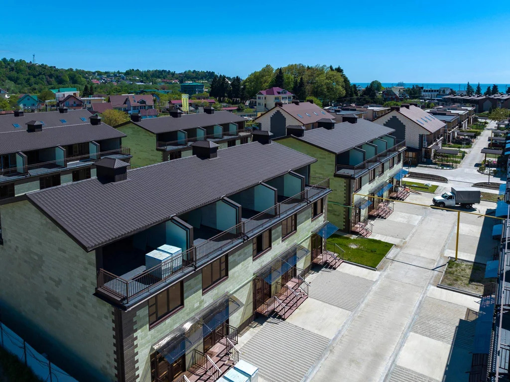 Таунхаус 88.6 м2 в Сочи в закрытом поселке - Фото 1