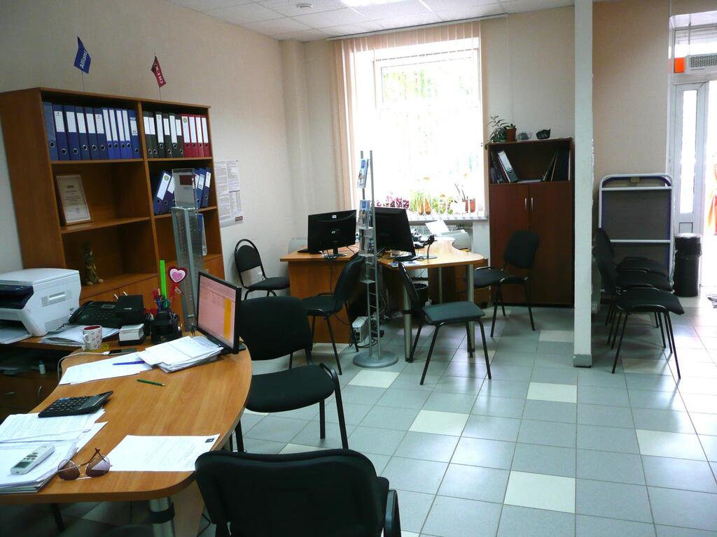 Телефон в офис в саратове. Астраханская 118 б. Молния офис Саратов. Hq models Саратов офисы.