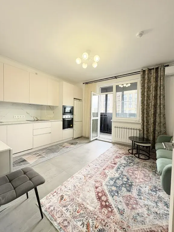 Аренда 2х к.кв. в новом доме на Краснобогатырской улице - Фото 1