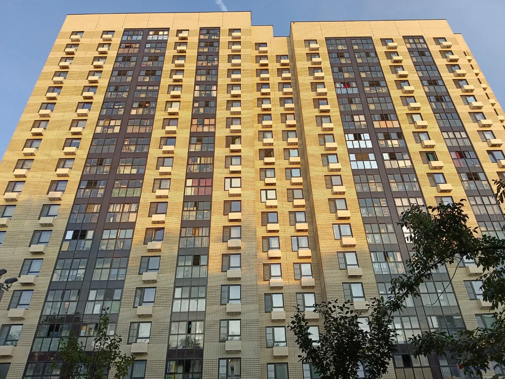 Продажа торгового помещения, ул. Юных Ленинцев - Фото 0