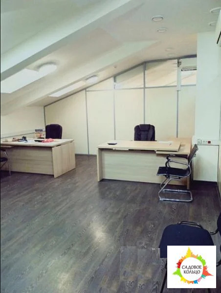 В пятиэтажном здании на мансардном этаже под офис 137 кв - Фото 3