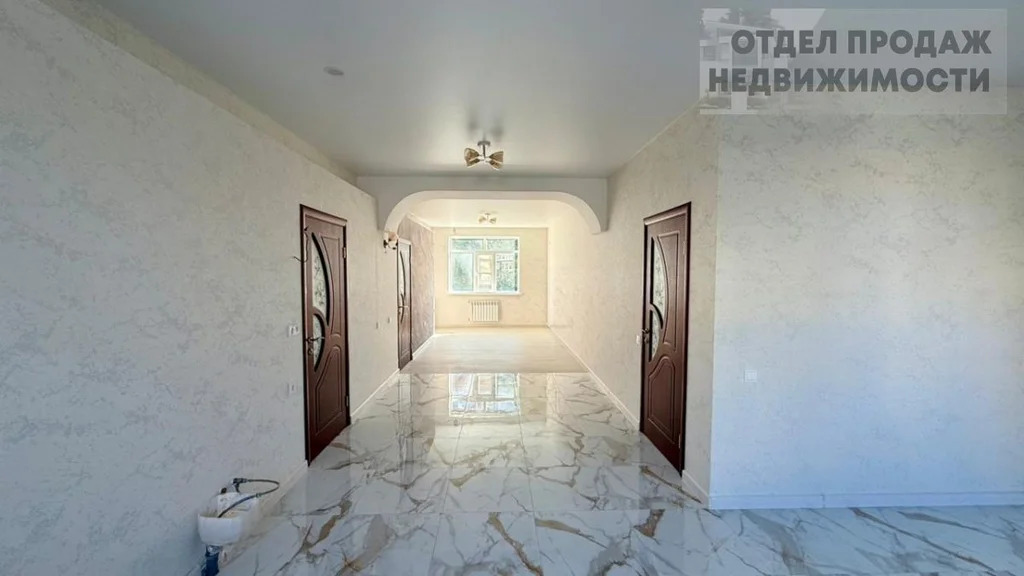 3-к Квартира - Фото 1