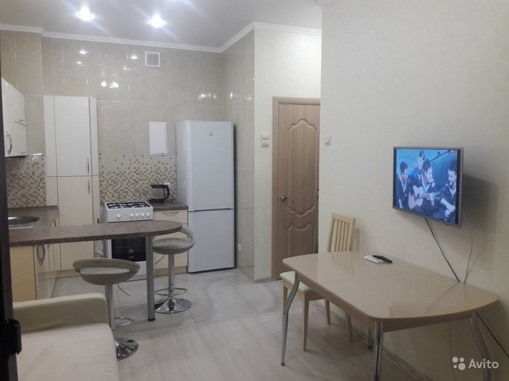 2-к квартира, 40 м, 3/8 эт. - Фото 0