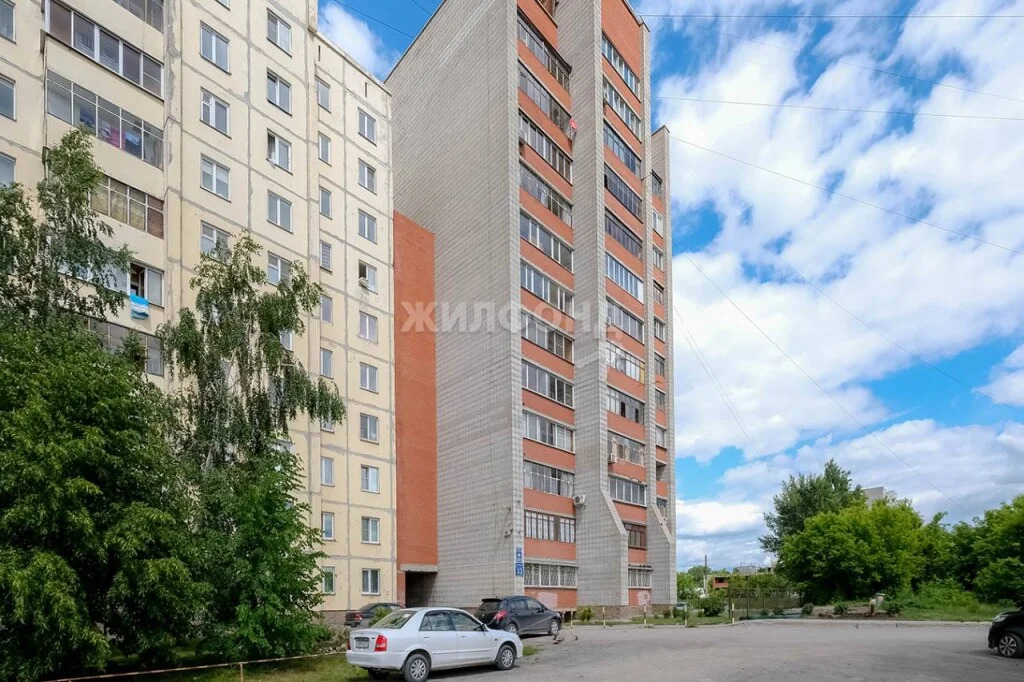 Продажа квартиры, Новосибирск, ул. Волховская - Фото 1