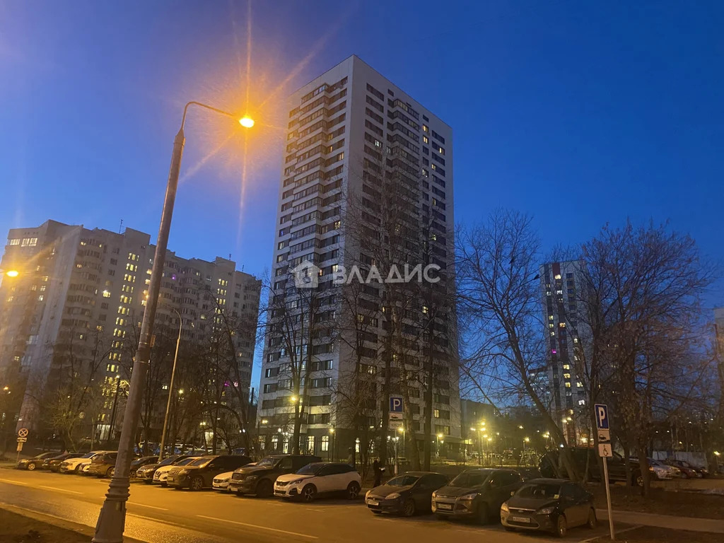 Москва, Ярцевская улица, д.27/4, 2-комнатная квартира на продажу - Фото 1