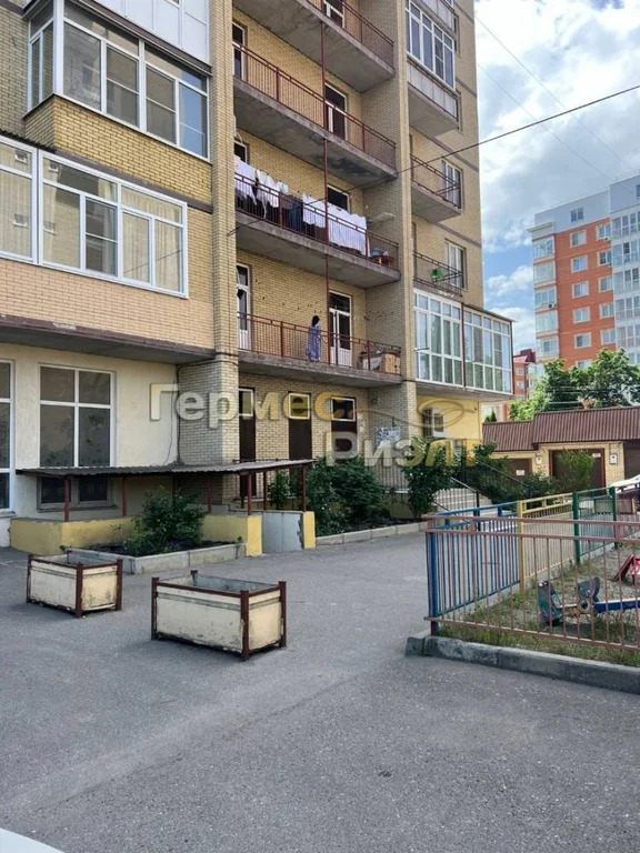 Продажа квартиры, Ессентуки, ул. Новопятигорская - Фото 0