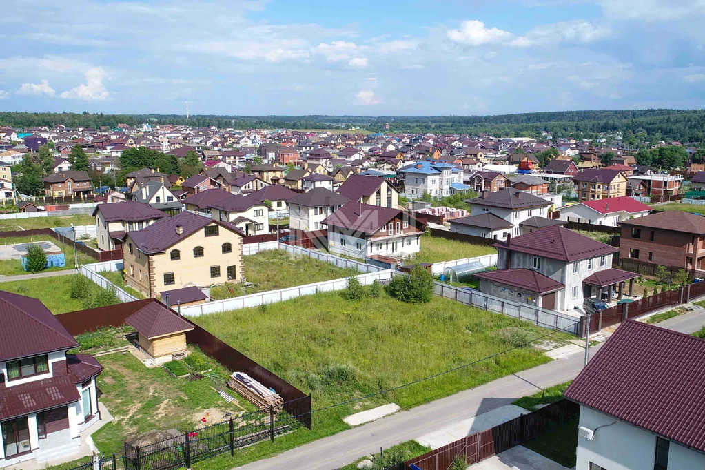 Город поселок. Солнечный город коттеджный поселок. Деревня Лужки поселение Михайлово-Ярцевское. Москва деревня Лужки КП Солнечный город. Солнечный город Михайлово Ярцевское.