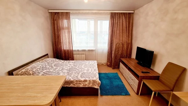 1- комнатная квартира в центре г.Южно-Сахалинска сдам посуточно - Фото 1