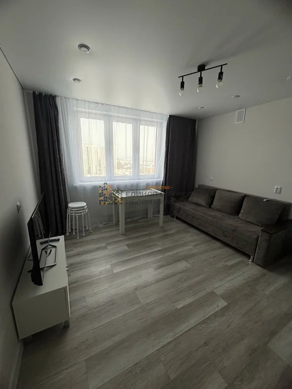 Аренда квартиры, Уфа, улица Воинов-Интернационалистов - Фото 1