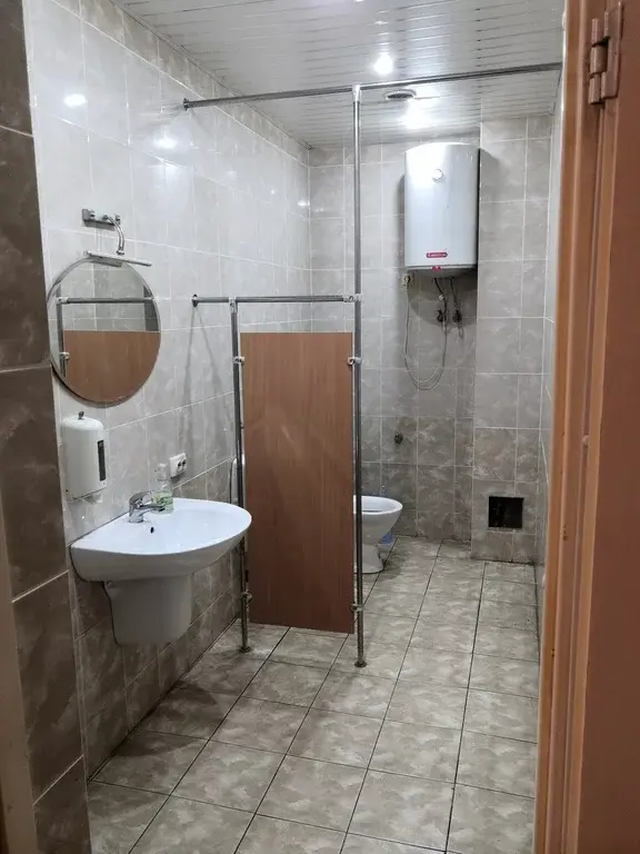 Коммерческие здания пл. 4500 м2 на Участке 2,5 Га. Все коммуникации. - Фото 12