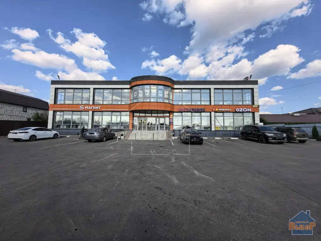 Торговое помещение 605 кв. м. - Фото 1