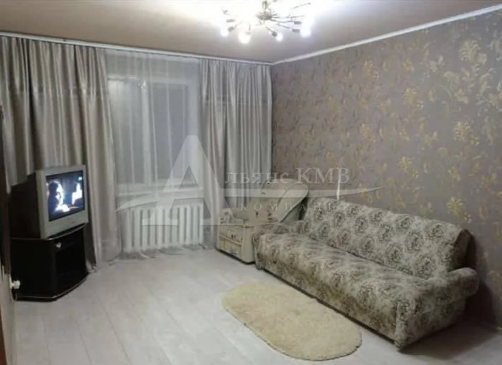 Продажа квартиры, Минеральные Воды, ул. Советская - Фото 1