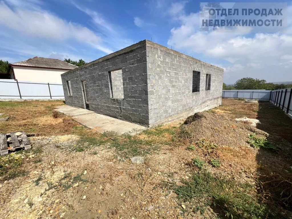 Участок с недостроенным домом - Фото 1