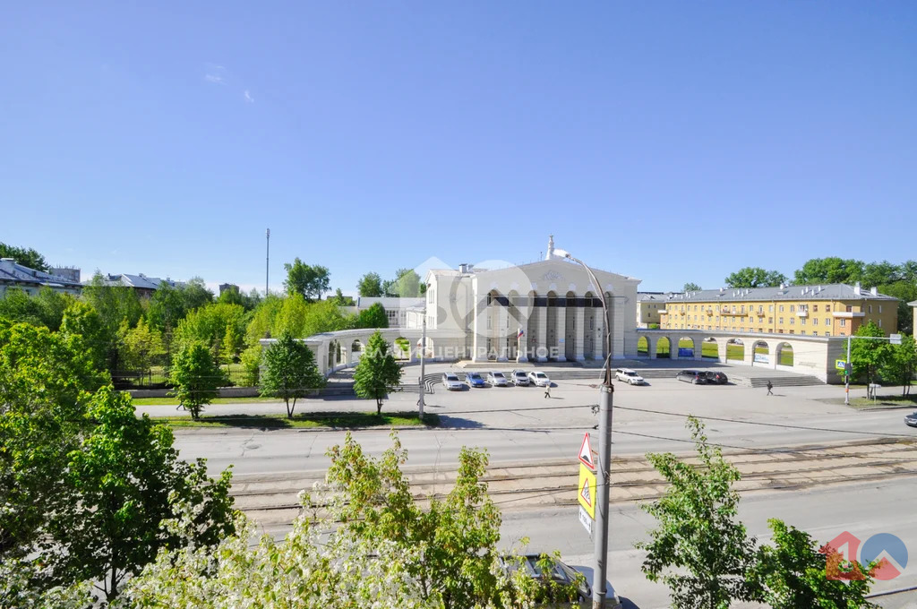 городской округ Новосибирск, Новосибирск, улица Мира, д.17, ... - Фото 7