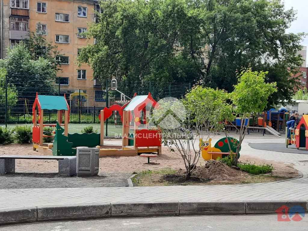 городской округ Новосибирск, Новосибирск, улица Галущака, д.15, ... - Фото 10