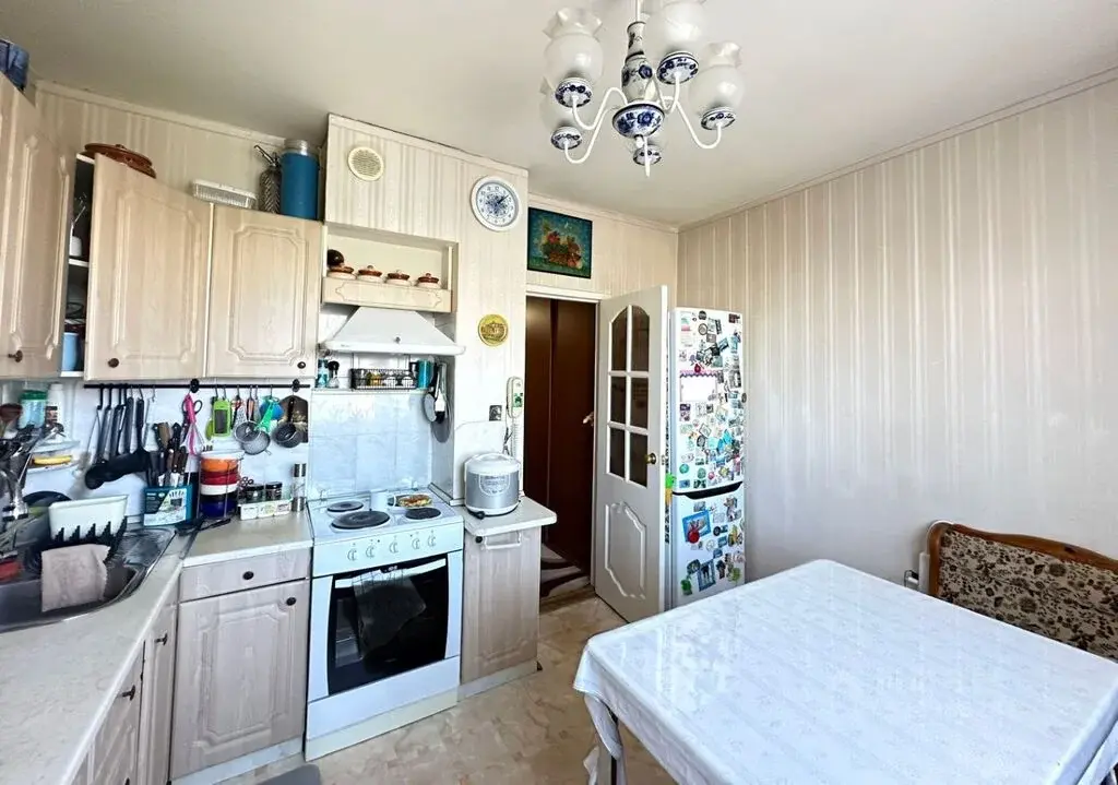 Купить 3 к. квартиру 78 кв.м Чертановская ул., 32К1, Москва, .. - Фото 2