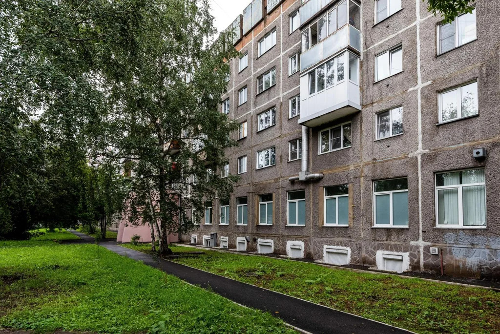 Продам 3-к квартиру, Новокузнецк г, Кузнецкстроевский проспект 34 - Фото 4