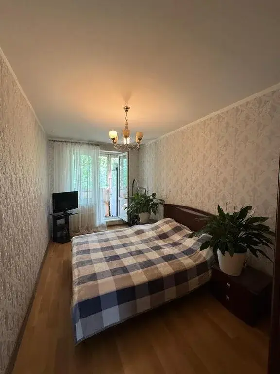 Продаётся уютная трёхкомнатная квартира площадью 61 квадратный метр - Фото 12