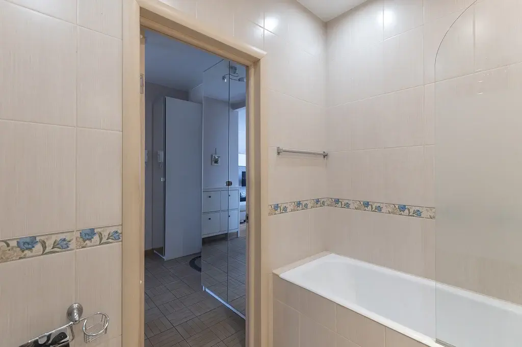 Продам просторную 1-ком. квартиру - Фото 34
