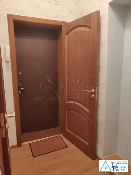 Продается однокомнатная квартира в теплом кирпичном доме - Фото 1