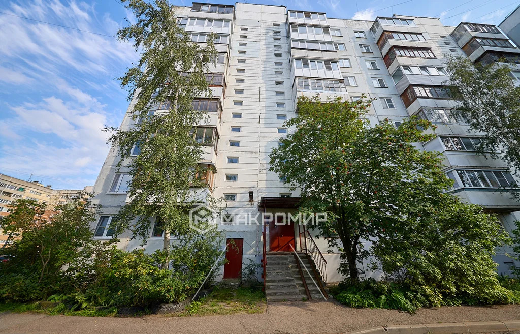 Продажа квартиры, Ломоносов, м. Автово, Ораниенбаумский пр-кт. - Фото 1