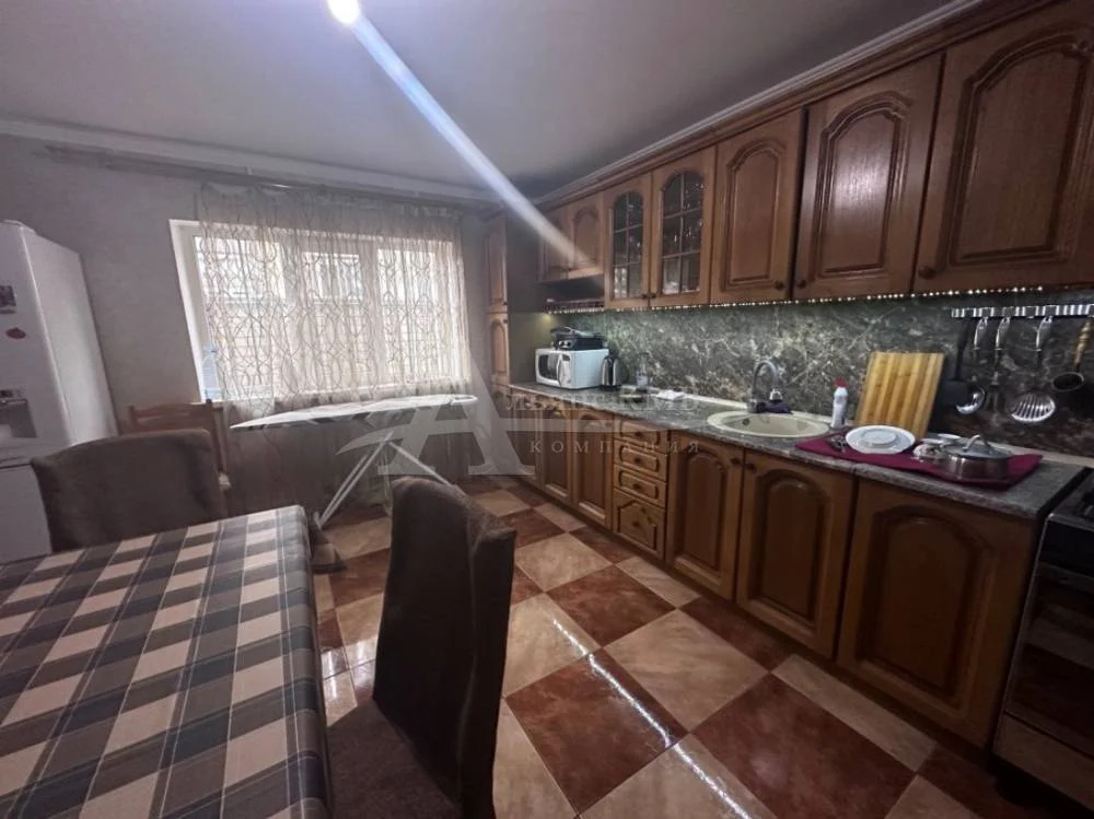 Продажа дома, Ессентуки, 6-ти коммунаров - Фото 1