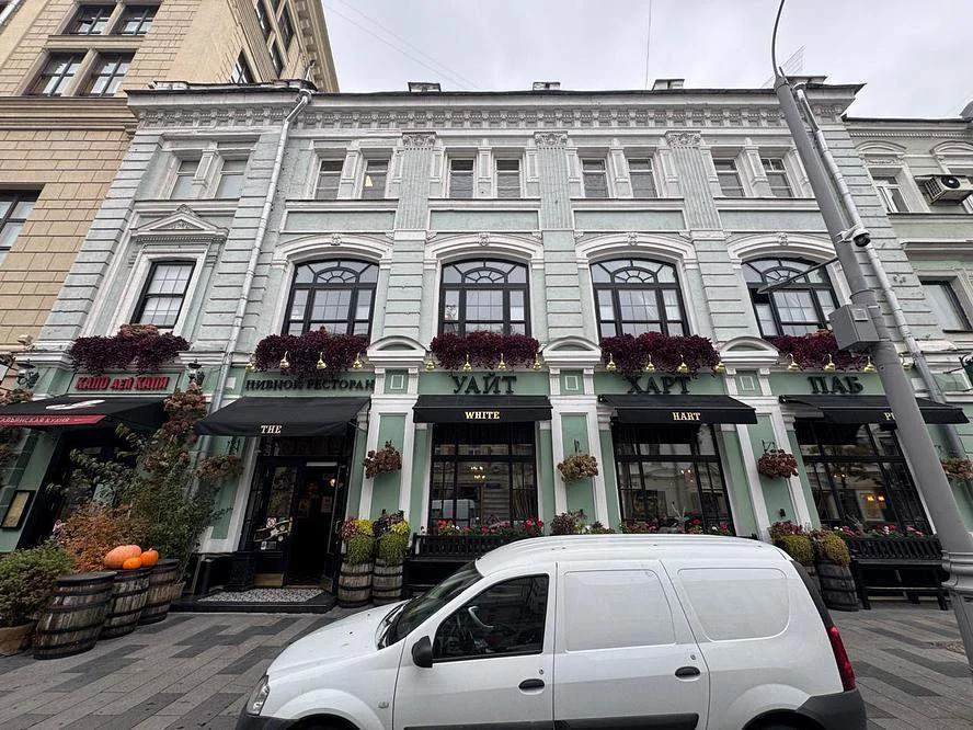 Торговое помещение 218.4 м2 в аренду - Фото 0