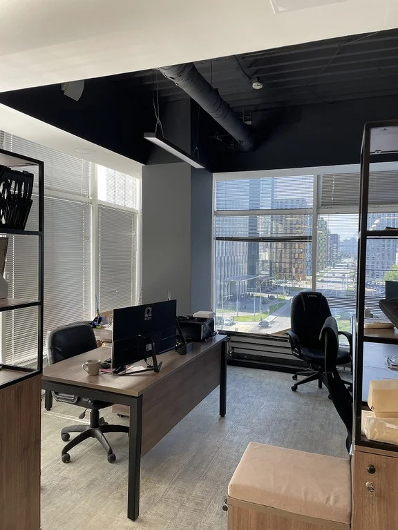 Продажа офиса 516.2 м2 в Бизнес-центре Port Plaza - Фото 2