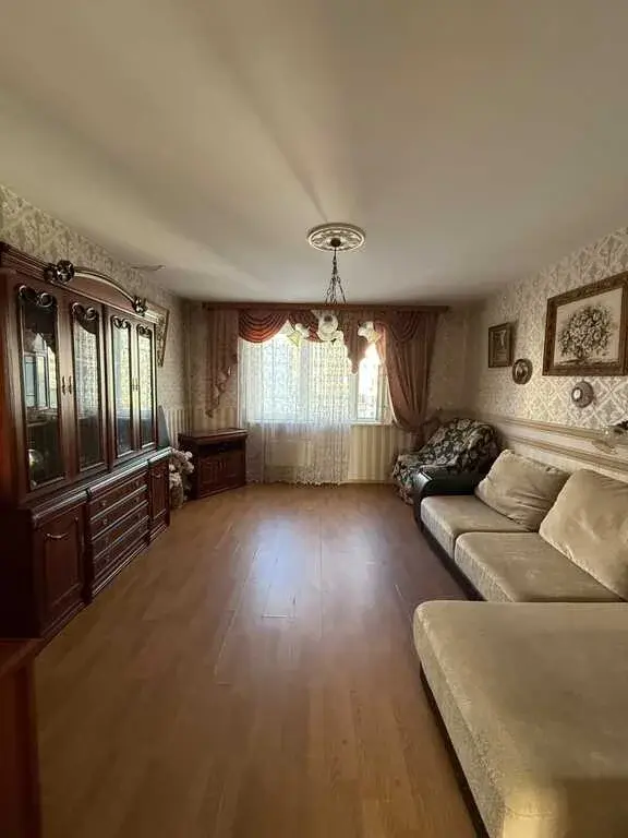 3 комнатная квартира - Фото 2