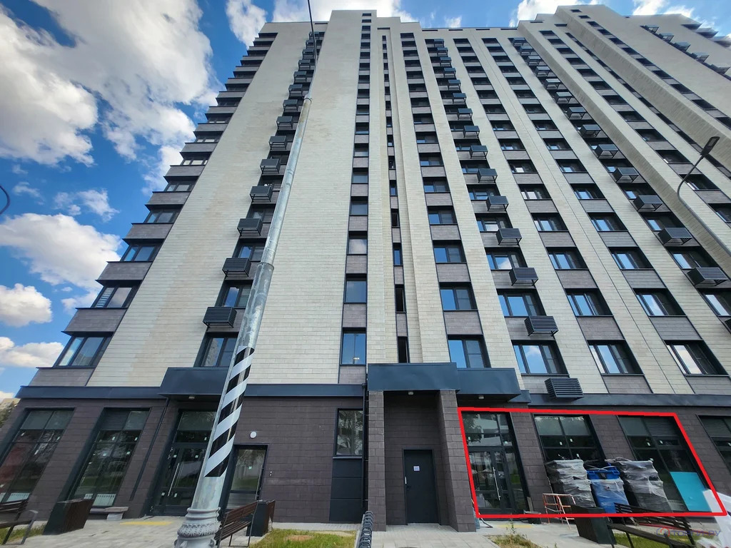 Продажа торгового помещения, ул. Бехтерева - Фото 2