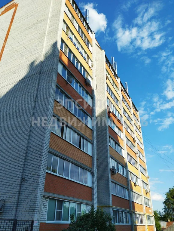 3-к. квартира, 90 м, 4/9 эт. - Фото 0