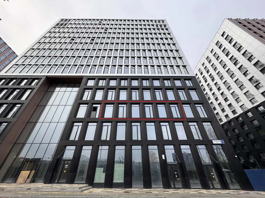 Продажа квартиры, улица Светланова - Фото 1