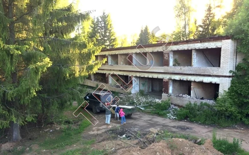 ТАО, деревня Кресты, 6000 м2, Комплекс зданий и участок 17 Га (ном. ... - Фото 9