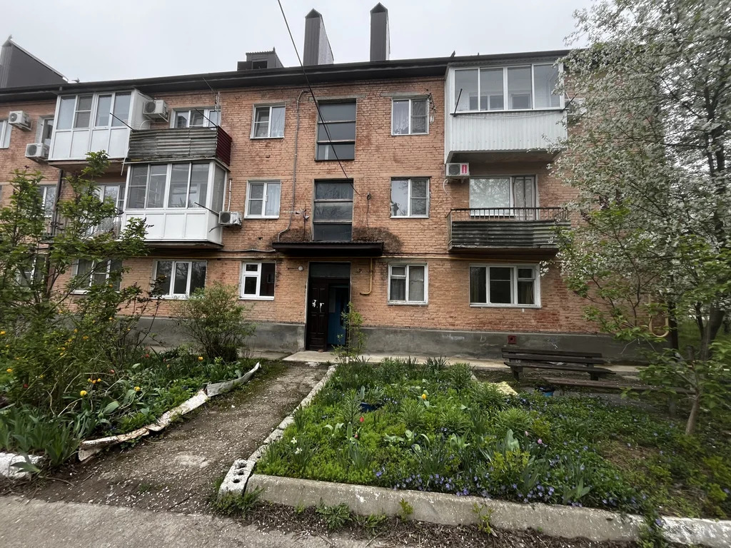 Продажа квартиры, Октябрьский, Северский район, ул. Пушкина - Фото 1