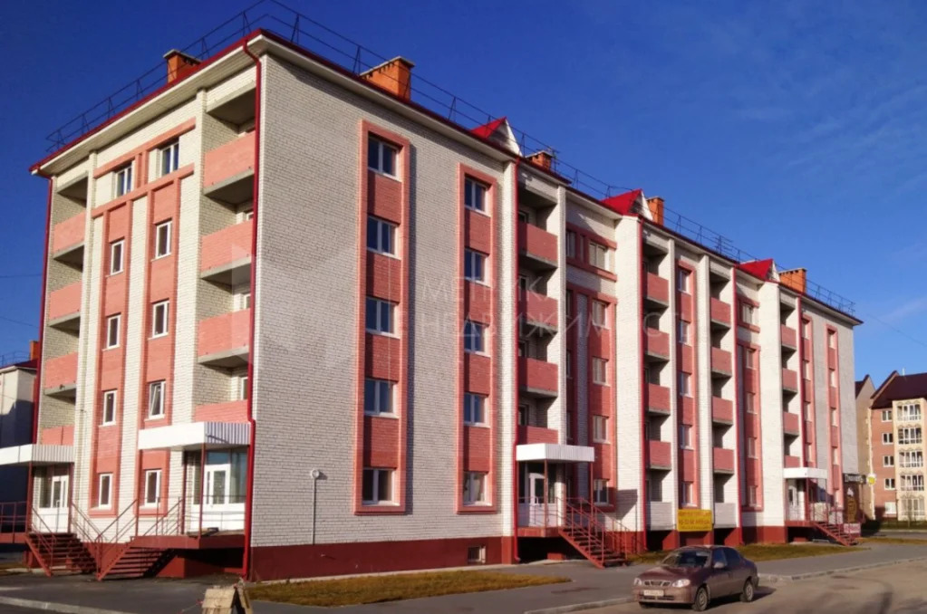 Продажа квартиры, Боровский, Тюменский район, Тюменский р-н - Фото 1