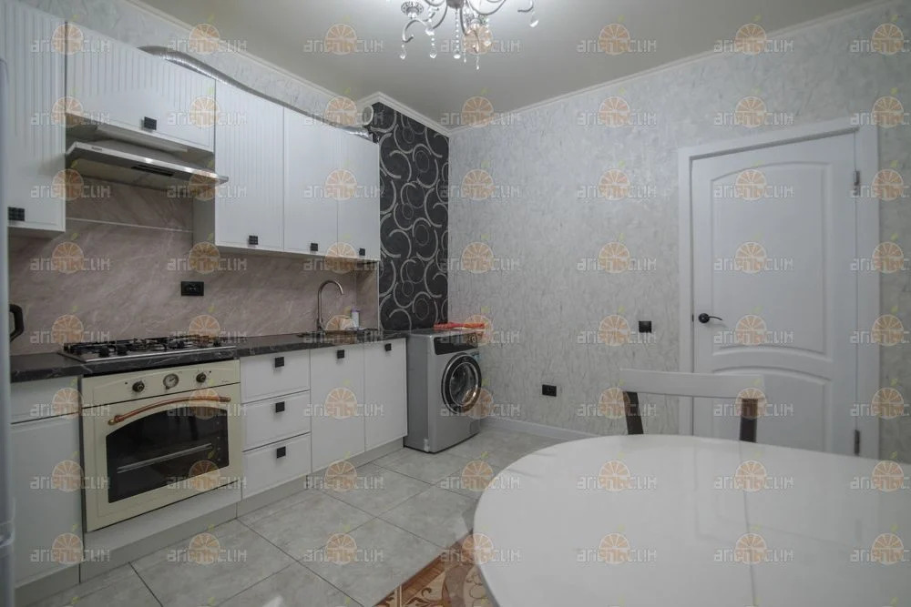 2-комн. квартира - Фото 12