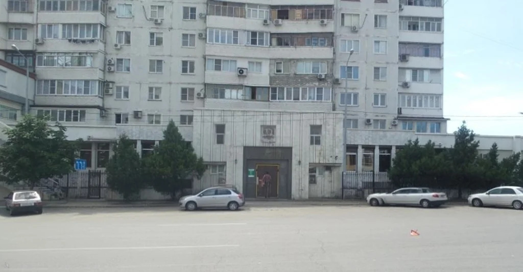 Продается нежилое помещение 1227.3 м2 - Фото 1