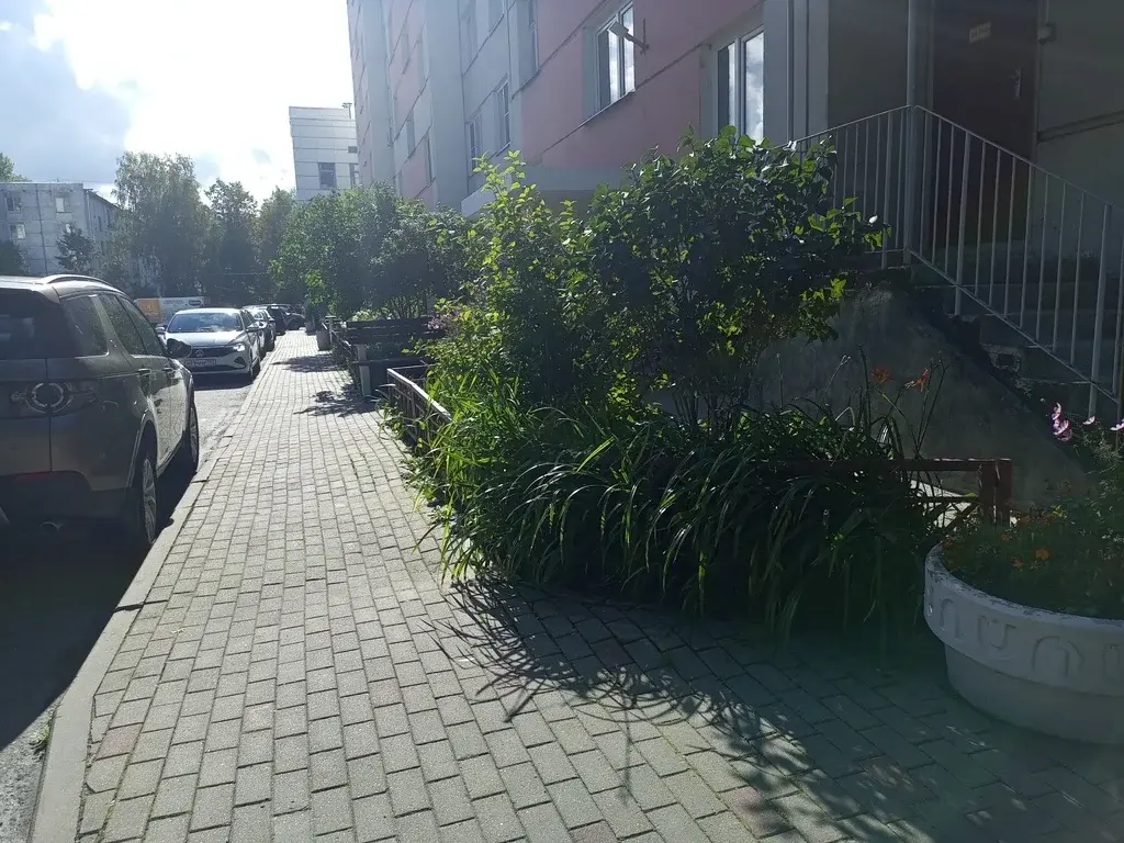 В продаже 2 к.кв с мебелью, техникой 60 м2 рядом с сосновым лесопарком - Фото 3