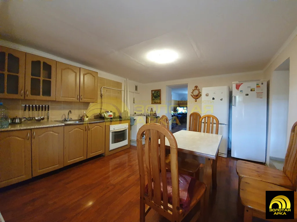 Продажа дома, Новоукраинский, Крымский район, ул. Темченко - Фото 1